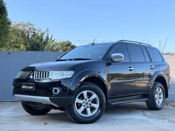 MITSUBISHI PAJERO DAKAR 3.5 HPE 7 LUGARES 4X4 V6 24V FLEX 4P AUTOMÁTICO